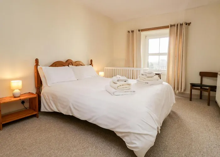 Church View 布劳顿弗内斯